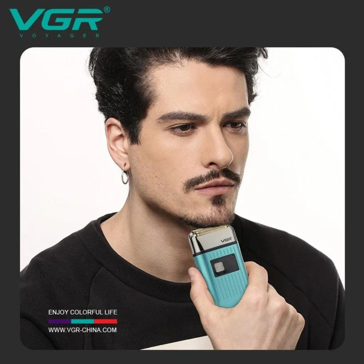 ماشین اصلاح موی سر و صورت وی جی ار (اصل) VGR مدل V-357 فویلی با تیغه تیتانیوم، ضد آب، باتری 600 میلیآمپر ساعت، موتور 6000 دور در دقیقه و شارژ USB